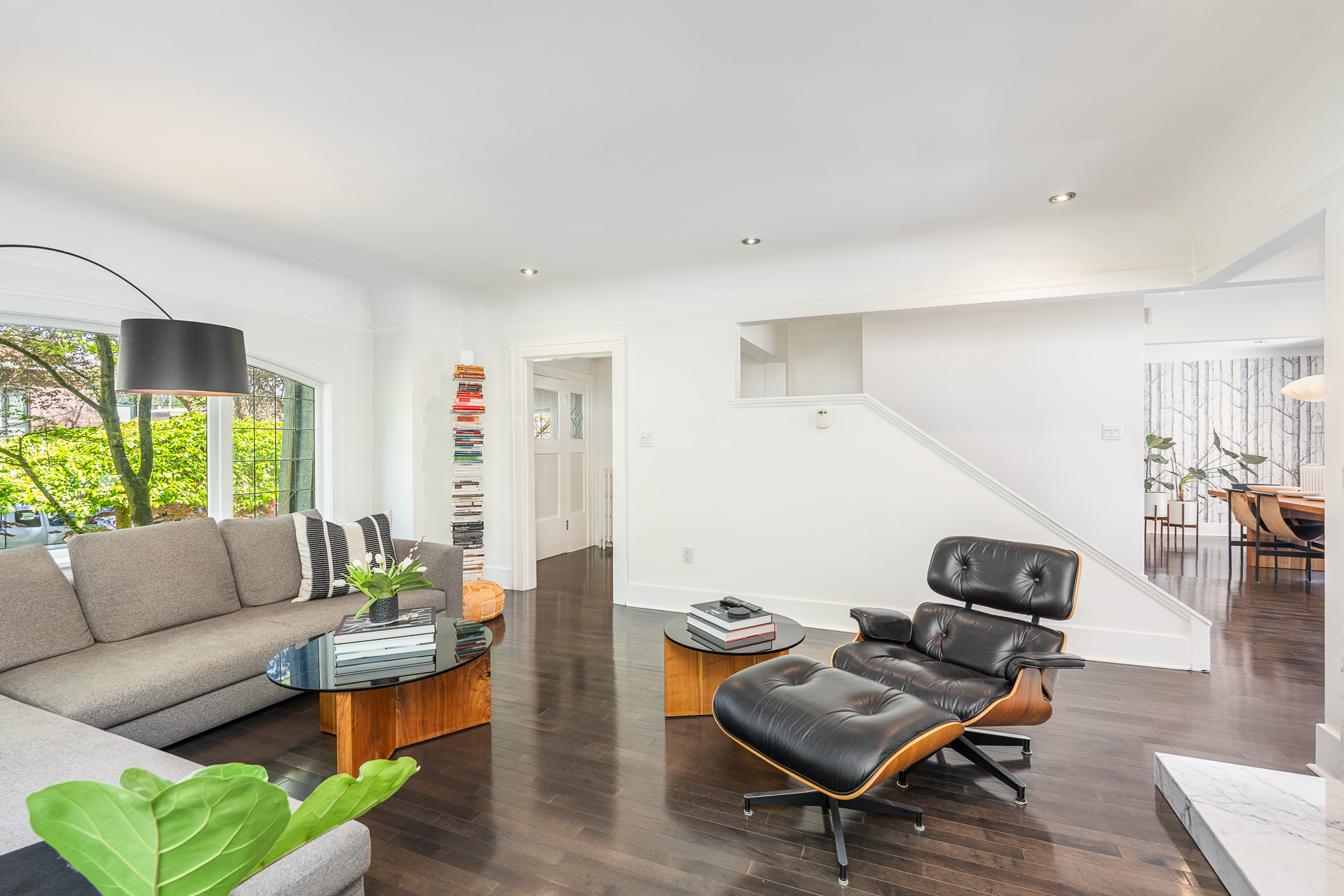 4678 W. 9th Avenue